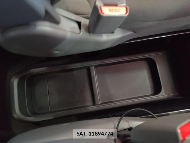 Nissan NV150 AD 2018-12 6673044-19