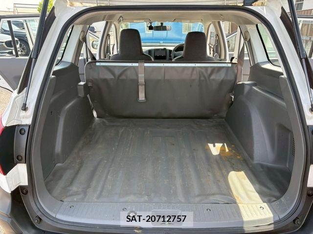 Nissan NV150 AD 2018-07 6673045-15