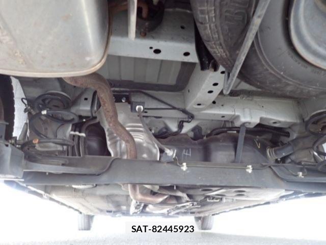 Nissan NV150 AD 2021-01 6677372-15