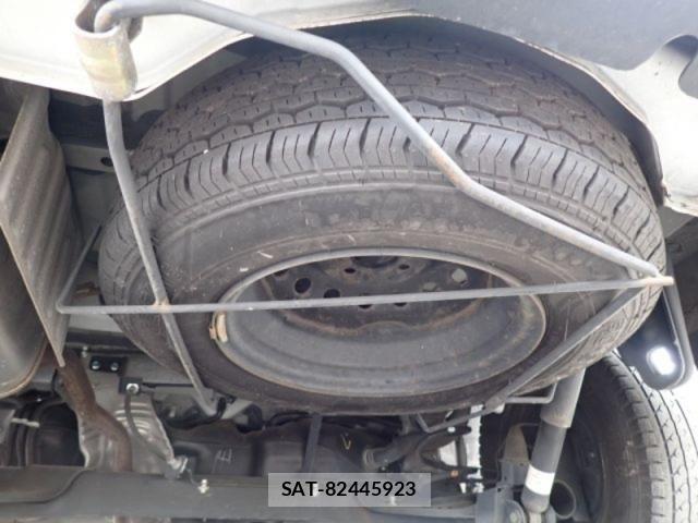 Nissan NV150 AD 2021-01 6677372-17