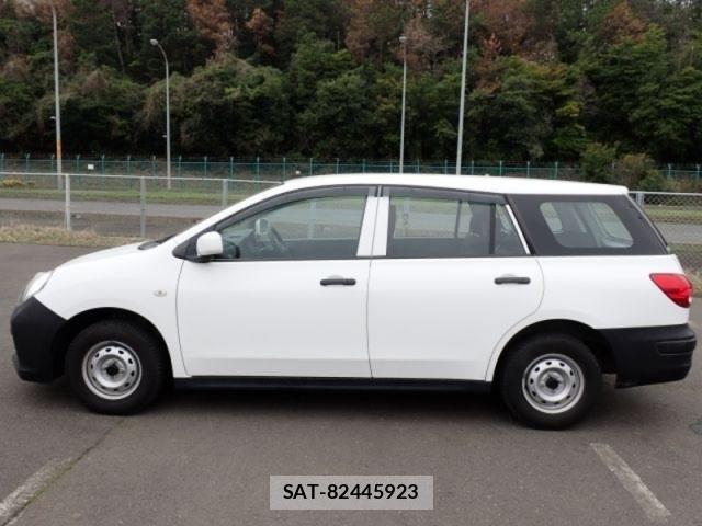 Nissan NV150 AD 2021-01 6677372-1