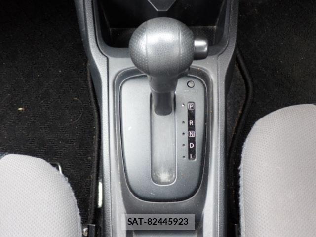 Nissan NV150 AD 2021-01 6677372-22