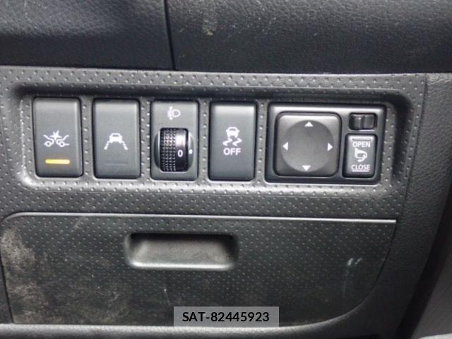 Nissan NV150 AD 2021-01 6677372-26