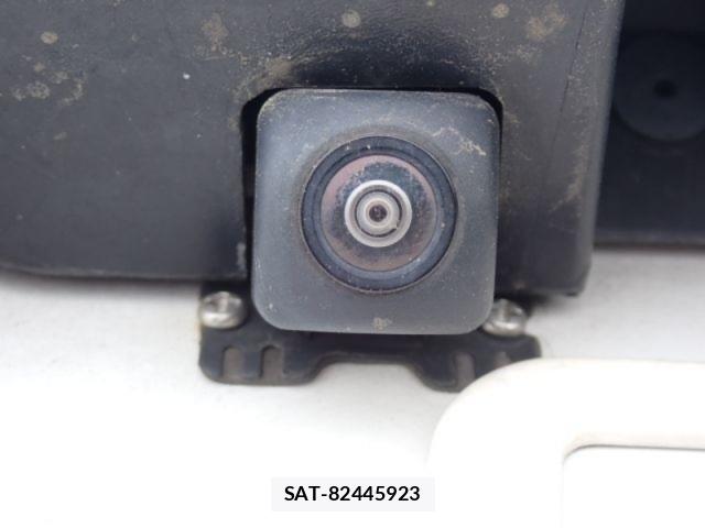 Nissan NV150 AD 2021-01 6677372-29