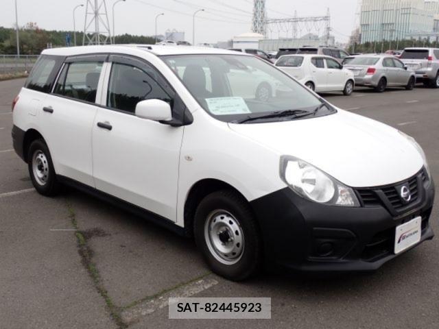 Nissan NV150 AD 2021-01 6677372-4