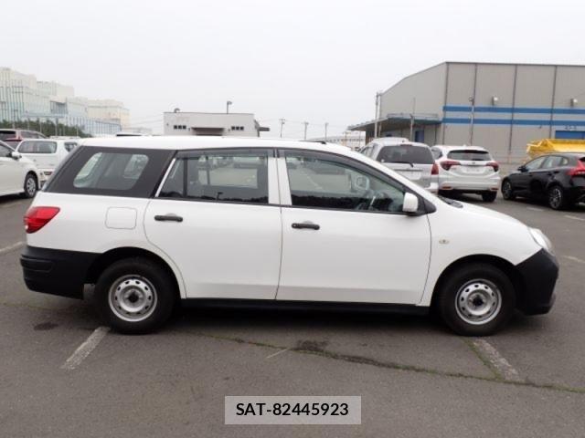 Nissan NV150 AD 2021-01 6677372-5