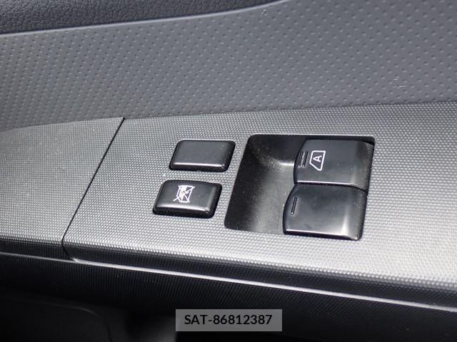 Nissan NV150 AD 2021-04 6716980-18