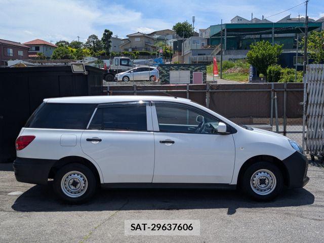 Nissan NV150 AD 2017-02 6752770-15