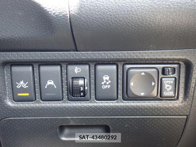 Nissan NV150 AD 2021-05 6996668-17