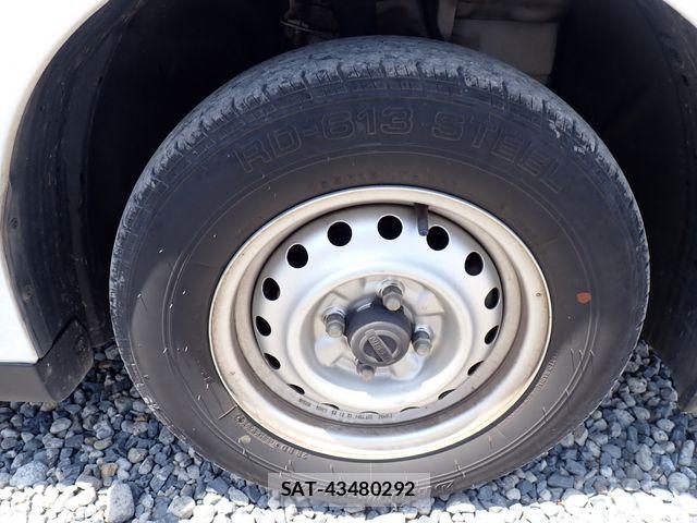 Nissan NV150 AD 2021-05 6996668-23
