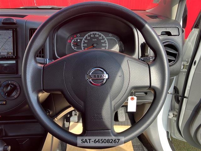 Nissan NV150 AD 2020-06 7223160-16