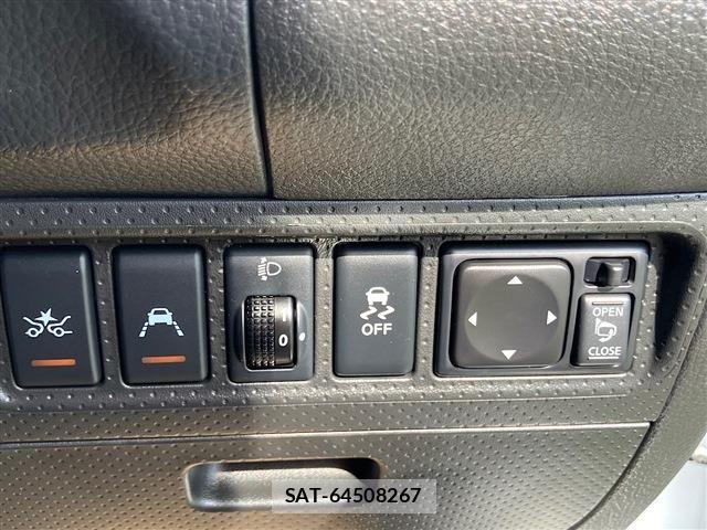 Nissan NV150 AD 2020-06 7223160-24
