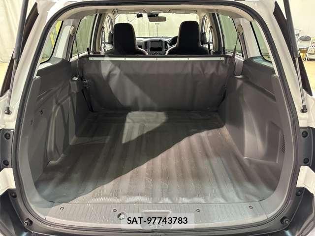 Nissan NV150 AD 2018-04 7223155-19