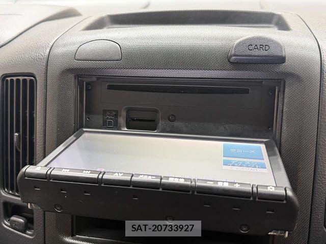 Nissan NV150 AD 2021-04 7272603-10