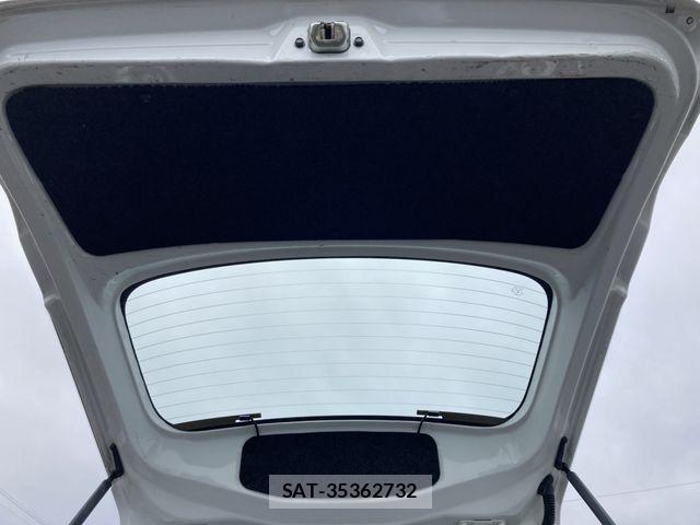 Nissan NV150 AD 2018-09 7272601-13