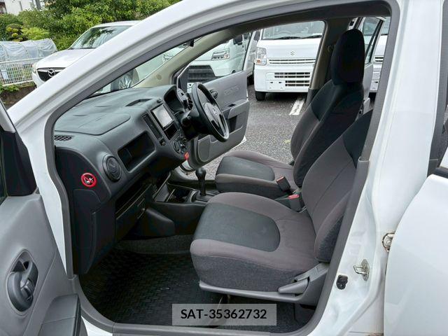 Nissan NV150 AD 2018-09 7272601-15
