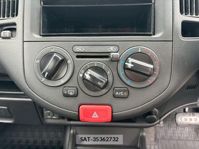 Nissan NV150 AD 2018-09 7272601-19
