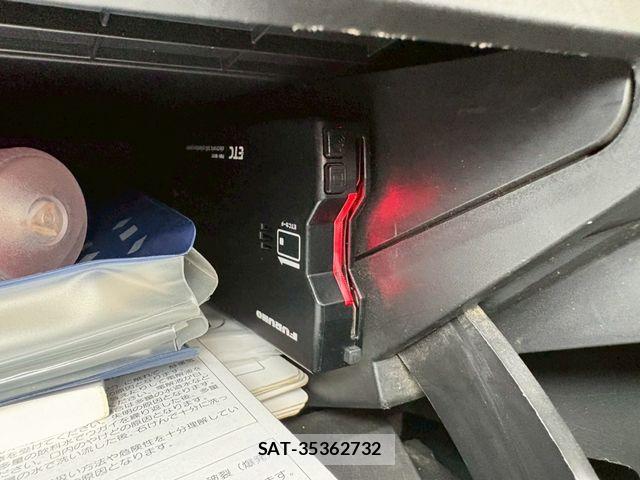 Nissan NV150 AD 2018-09 7272601-21