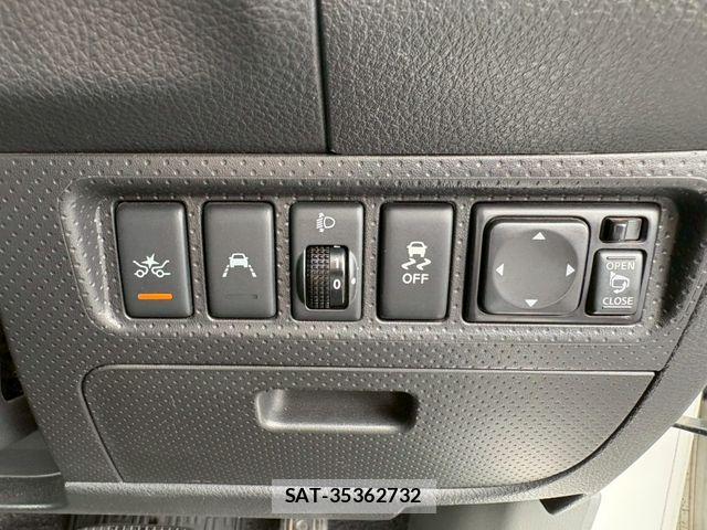 Nissan NV150 AD 2018-09 7272601-22