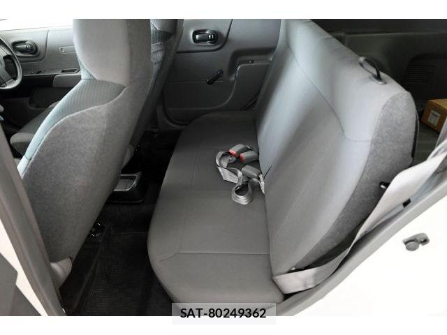 Nissan NV150 AD 2021-04 7359184-12