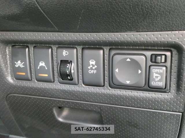 Nissan NV150 AD 2019-12 7502061-2