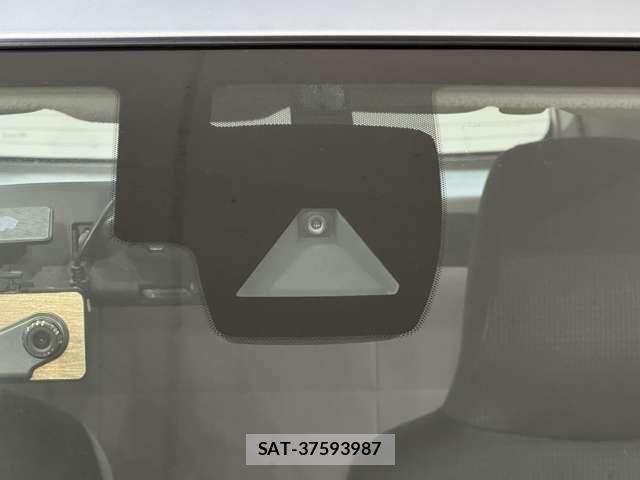 Nissan NV150 AD 2017-09 7509563-28