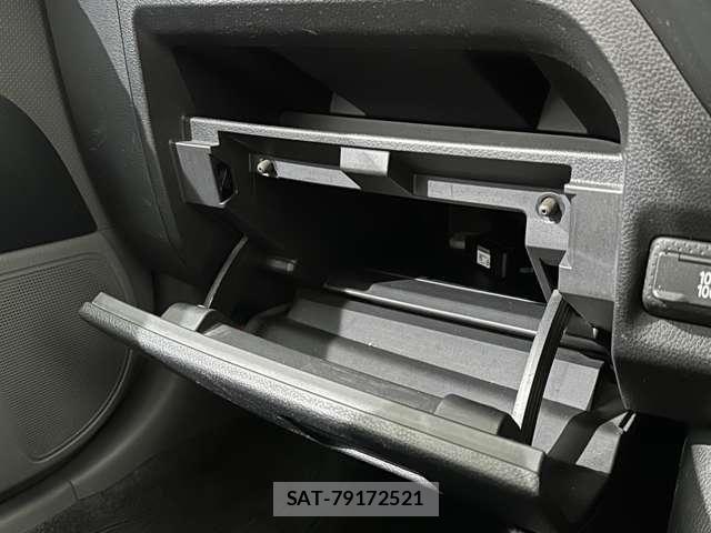 Nissan NV150 AD 2021-04 7787898-21