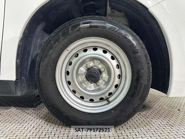 Nissan NV150 AD 2021-04 7787898-29