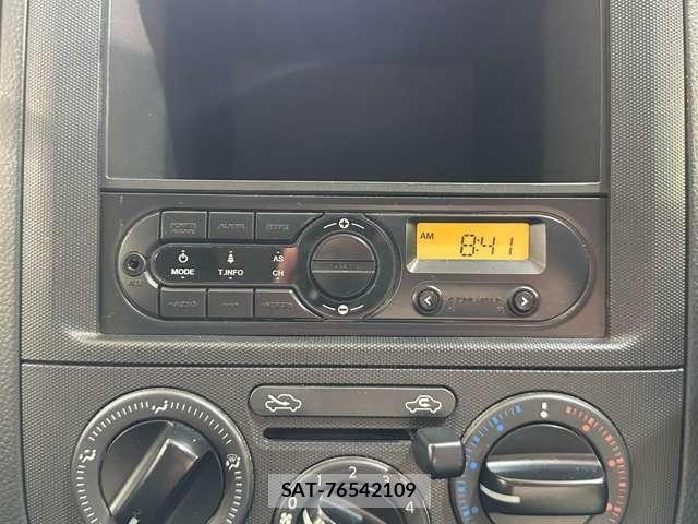 Nissan NV150 AD 2017-05 7963131-13