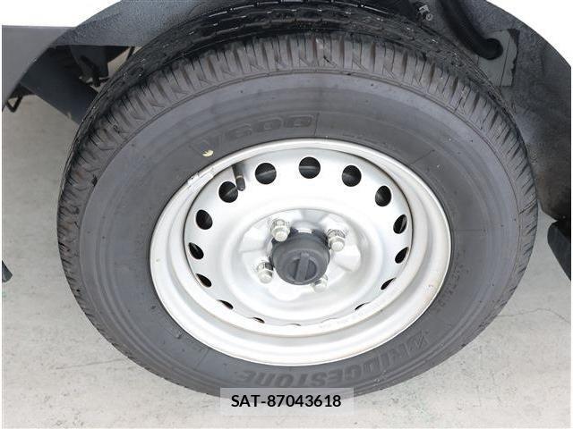 Nissan NV150 AD 2021-03 8100990-7