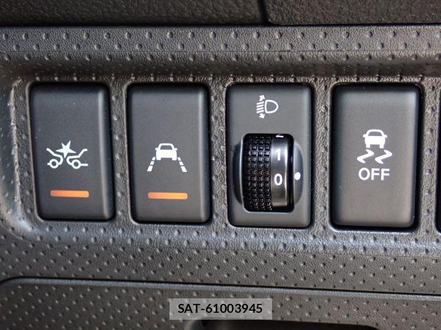 Nissan NV150 AD 2021-05 8337246-9