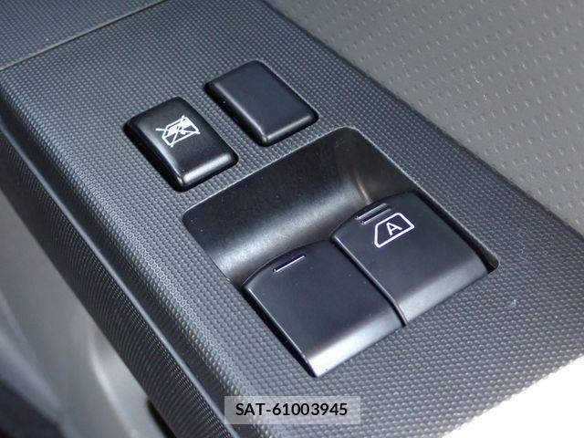 Nissan NV150 AD 2021-05 8337246-11