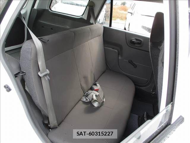 Nissan NV150 AD 2019-12 8414144-11