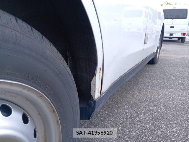 Nissan NV150 AD 2019-07 8563064-13