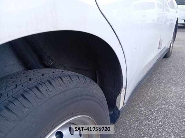 Nissan NV150 AD 2019-07 8563064-15
