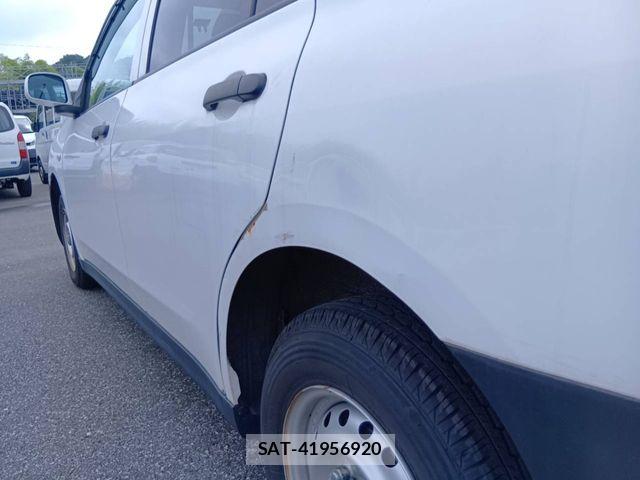 Nissan NV150 AD 2019-07 8563064-17