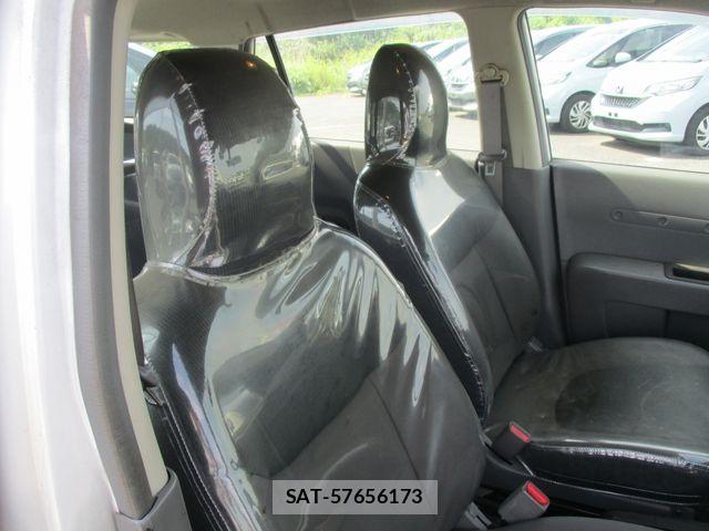 Nissan NV150 AD 2017-07 8666692-12