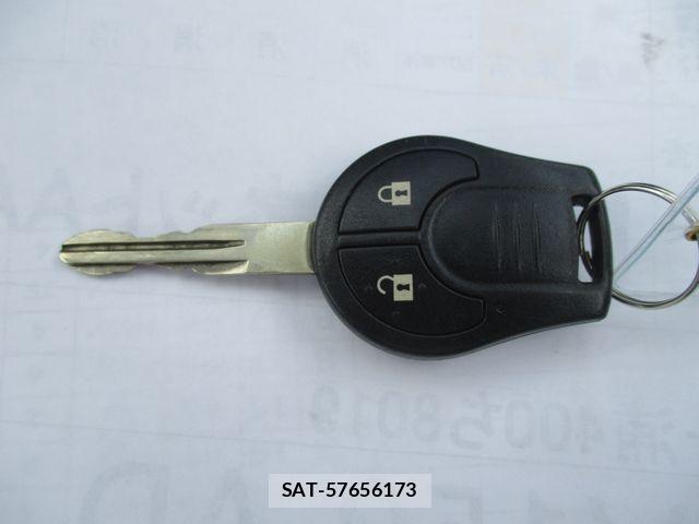 Nissan NV150 AD 2017-07 8666692-24