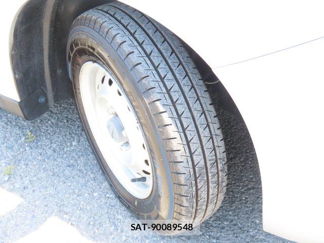 Nissan NV150 AD 2019-12 8850260-18