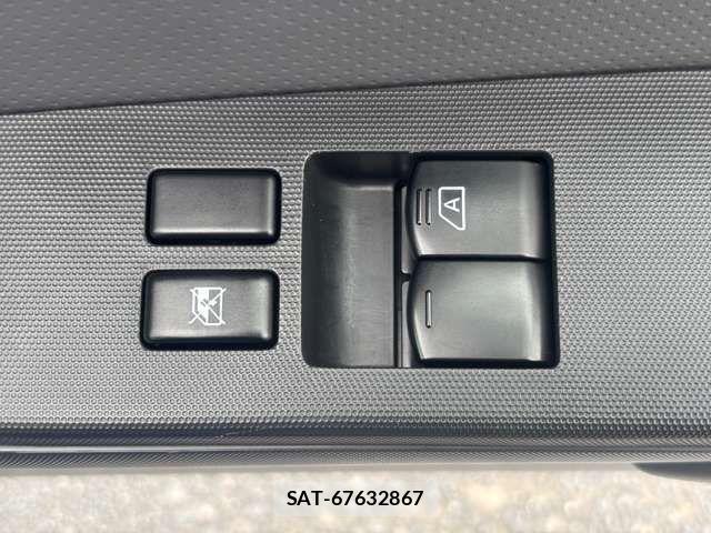 Nissan NV150 AD 2021-02 8871753-17