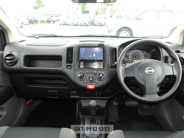 Nissan NV150 AD 2022-03 8884114-1