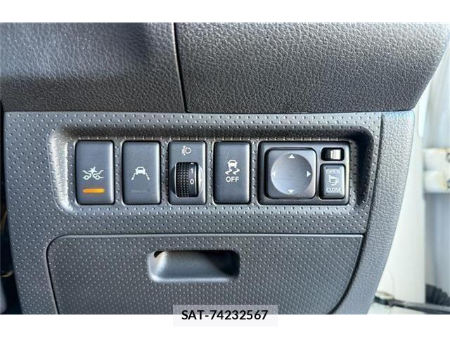Nissan NV150 AD 2018-10 706285-13