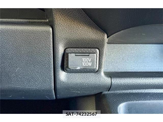 Nissan NV150 AD 2018-10 706285-15