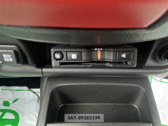 Nissan NV150 AD 2019-08 992334-28
