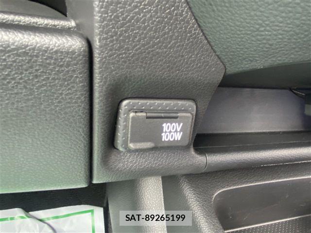 Nissan NV150 AD 2019-08 992334-29