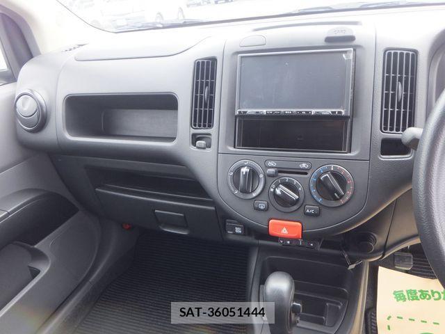 Nissan NV150 AD 2020-04 1338757-21