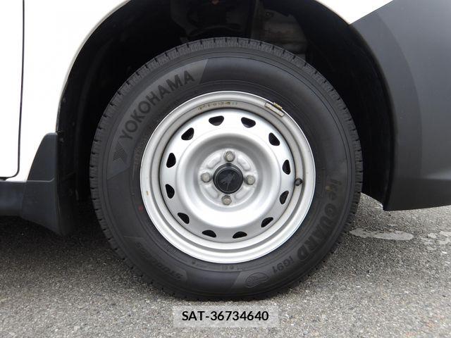 Nissan NV150 AD 2021-02 6305747-25