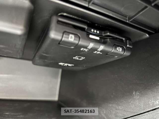 Nissan NV150 AD 2020-11 6910713-15