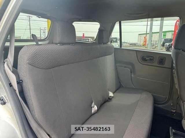 Nissan NV150 AD 2020-11 6910713-4