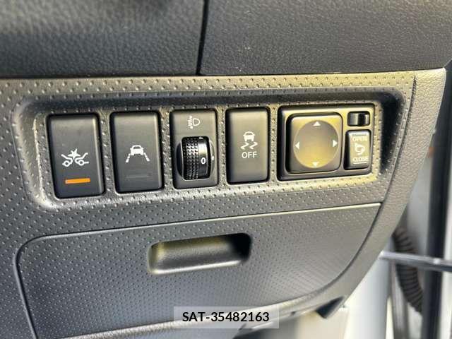 Nissan NV150 AD 2020-11 6910713-6